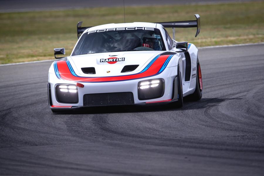  Porsche 935 (991) 2019 года  (фото 57 из 73)